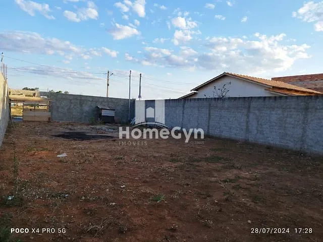 Terreno com 300m², à venda, no bairro Residencial Porto seguro em Abadia de Goiás