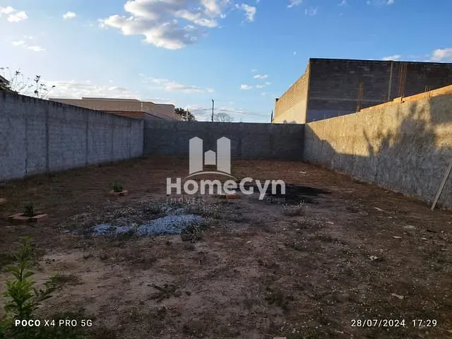 Terreno com 300m², à venda, no bairro Residencial Porto seguro em Abadia de Goiás