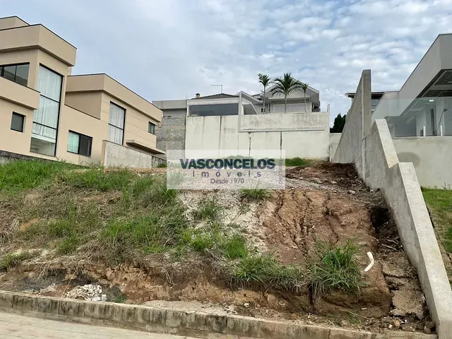 Terreno com 450m², à venda, no bairro Condomínio Residencial Jaguary em São José dos Campos