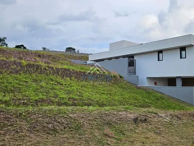 Terreno com 483m², à venda, no bairro Jardim Florestal em Jundiaí
