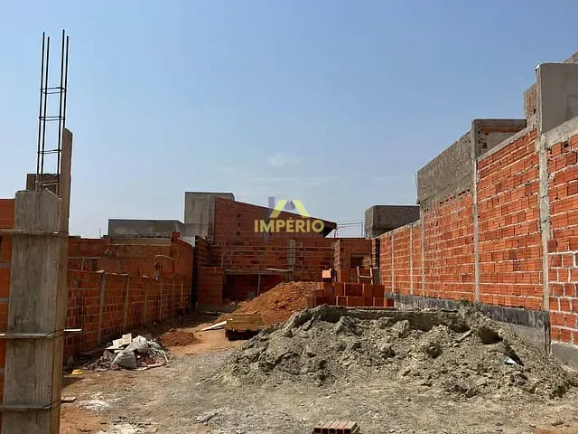 Terreno com 180m², à venda, no bairro Residencial Parque Imperial em Salto