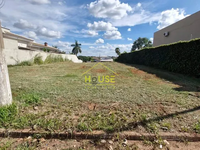 Terreno com 973m², à venda, no bairro Monte Belo em Valentim Gentil