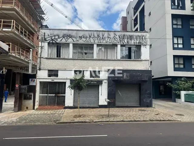 Terreno com 825m², à venda, no bairro Rebouças em Curitiba