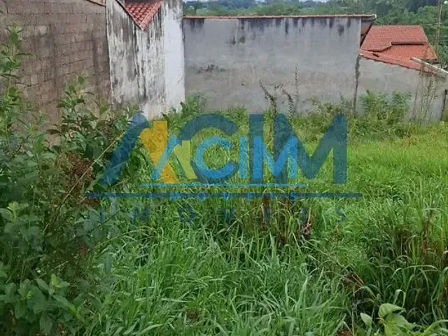 Terreno com 396m², à venda, no bairro Florianópolis em Jaguariúna