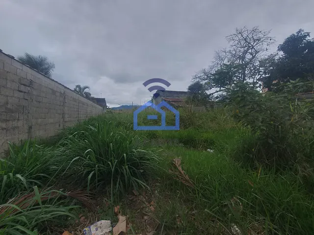 Terreno com 360m², à venda, no bairro Pontal de Santa Marina em Caraguatatuba