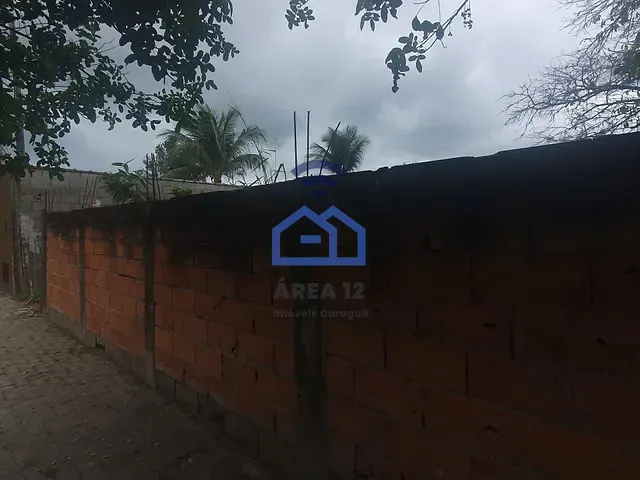 Terreno com 360m², à venda, no bairro Pontal de Santa Marina em Caraguatatuba