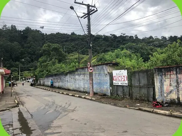 Terreno com 2800m², à venda, no bairro Centro em Piracaia