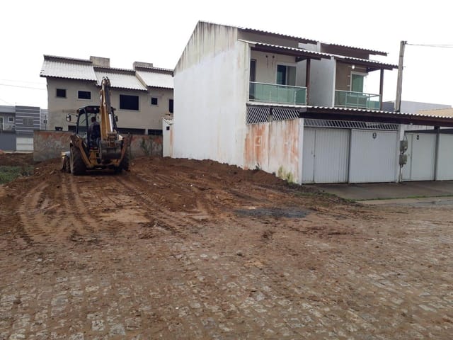 Terreno com 200m², à venda, no bairro Parque Aurora em Campos dos Goytacazes