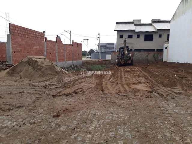 Terreno com 200m², à venda, no bairro Parque Aurora em Campos dos Goytacazes