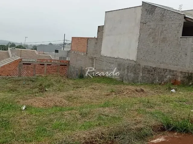 Terreno com 258m², à venda, no bairro Jardim Brasil em Arapongas