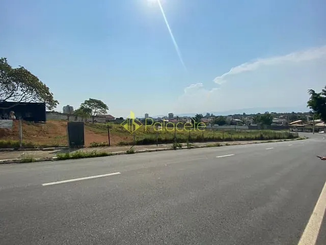 Terreno com 2000m², à venda, no bairro Vista Alegre em Taubaté