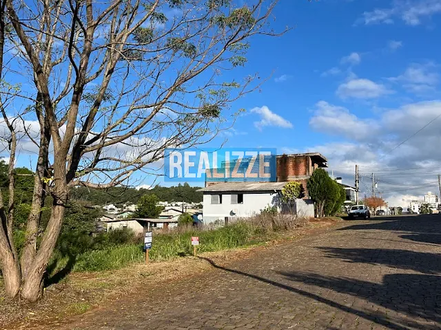 Terreno com 449m², à venda, no bairro Centro em Marau