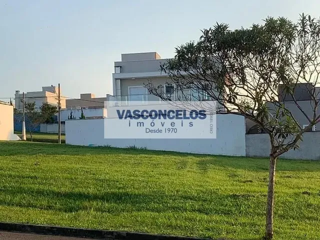 Terreno com 300m², à venda, no bairro Condomínio Terras do Vale em Caçapava