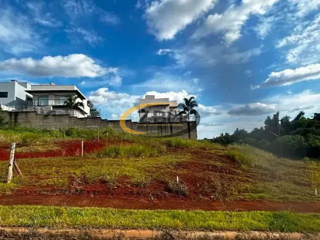 Terreno com 300m², à venda, no bairro Gleba Simon Frazer em Londrina