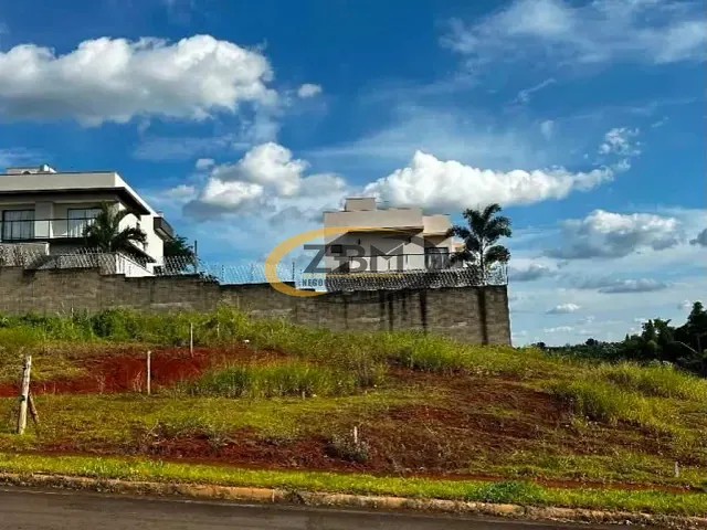 Terreno com 300m², à venda, no bairro Gleba Simon Frazer em Londrina