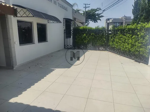Terreno com 253m², à venda, no bairro Loteamento Pinheiros de Tremembé em Tremembé