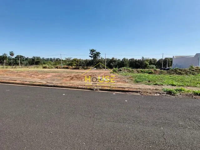 Terreno com 500m², à venda, no bairro Jd.Moreira em Votuporanga