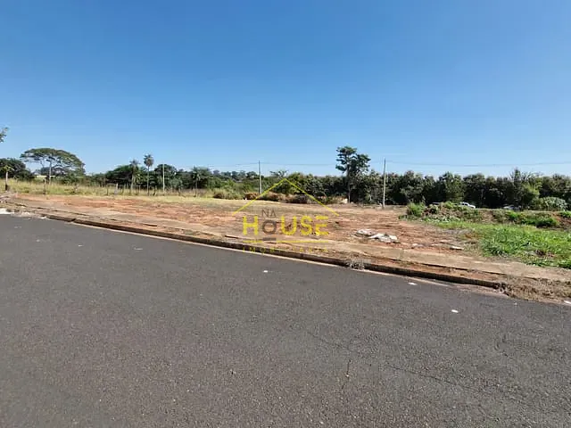 Terreno com 500m², à venda, no bairro Jd.Moreira em Votuporanga