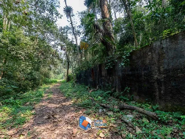 Terreno com 2913m² 1 quarto e 1 banheiro, à venda, no bairro Chácara Vista Alegre em São Paulo
