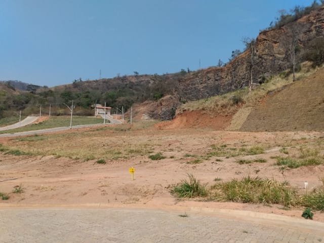 Foto do Terreno - Terreno à venda 424.62M², Nossa Senhora de Fátima, Itajubá - MG | MOHALLEM e LOPES CORRETAGEM E ADMINISTRACAO DE IMOVEIS LTDA