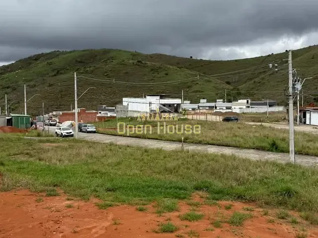 Terreno com 434m², à venda, no bairro Santa Cruz em Rio de Janeiro