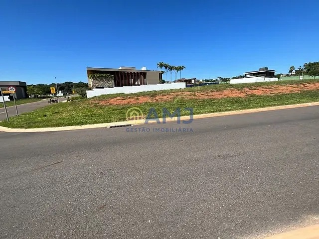 Terreno com 961m², à venda, no bairro Plateau Dor Privilege em Goiânia