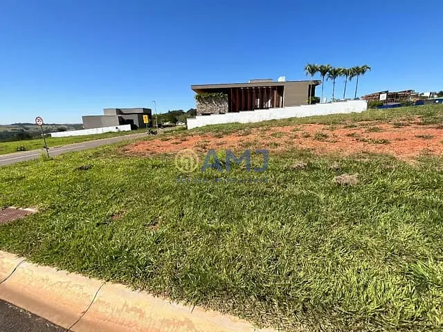 Terreno com 961m², à venda, no bairro Plateau Dor Privilege em Goiânia