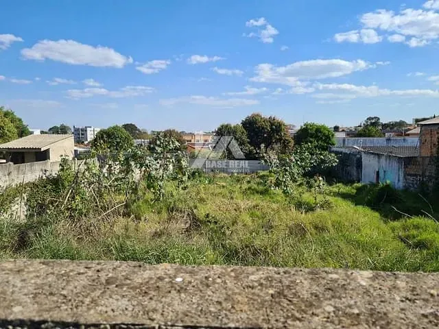 Terreno com 462m², à venda, no bairro Uvaranas em Ponta Grossa