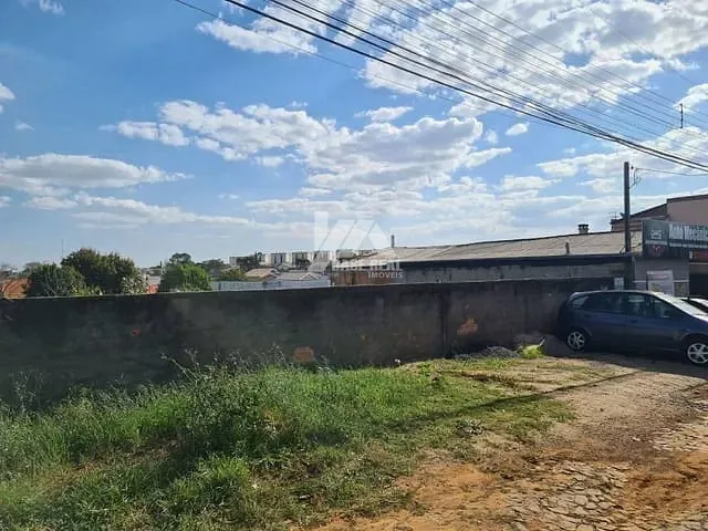 Terreno com 462m², à venda, no bairro Uvaranas em Ponta Grossa