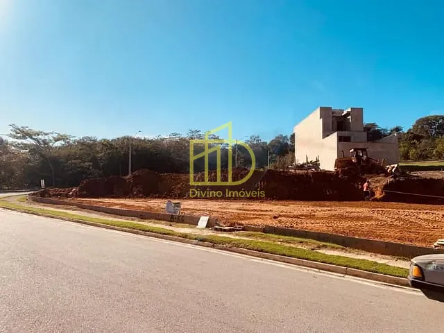 Terreno com 379m², à venda, no bairro Jardim Villagio Milano em Sorocaba
