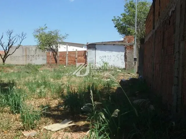 Terreno com 900m², à venda, no bairro Olinda em Uberaba