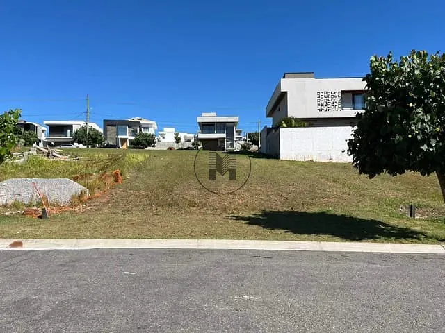 Terreno com 300m², à venda, no bairro Loteamento Residencial Fazenda Casa Grande em Taubaté