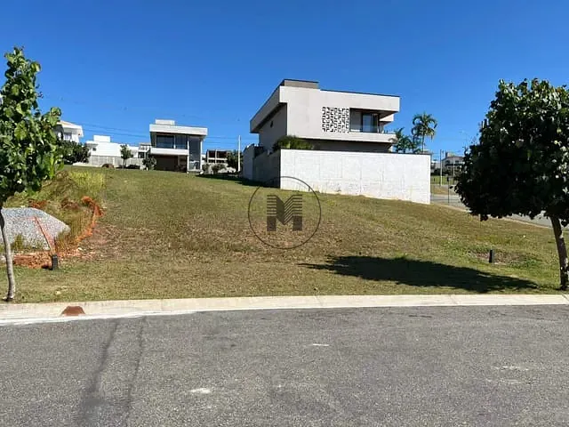 Terreno com 300m², à venda, no bairro Loteamento Residencial Fazenda Casa Grande em Taubaté