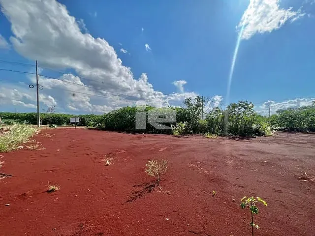 Terreno com 300m², à venda, no bairro Residencial Portal Arabella em Rolândia
