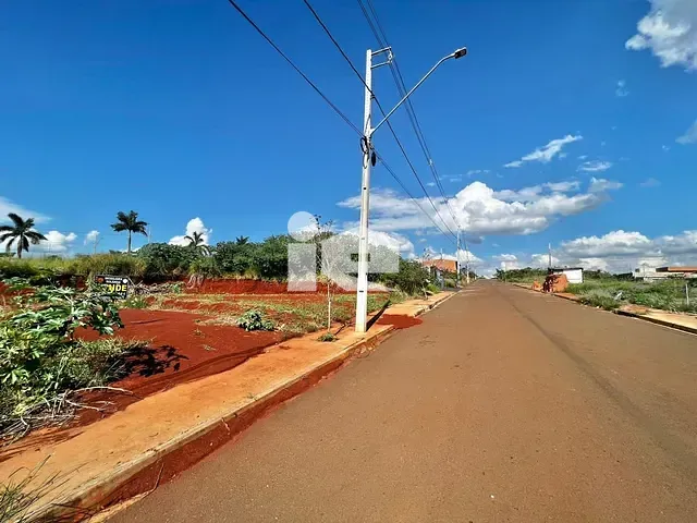 Terreno com 300m², à venda, no bairro Residencial Portal Arabella em Rolândia