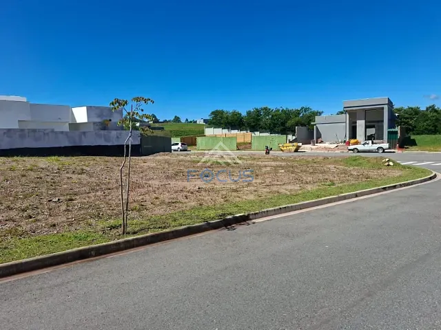 Terreno com 463m², à venda, no bairro Currupira em Jundiaí