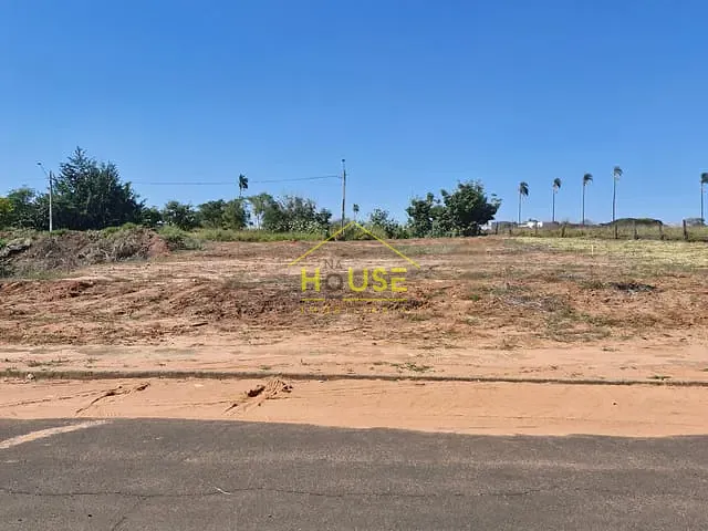 Terreno com 500m², à venda, no bairro Jd.Moreira em Votuporanga