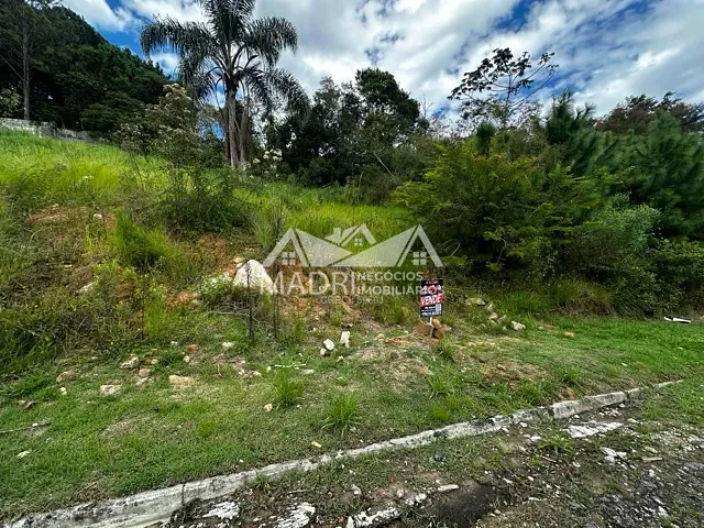 Terreno com 459m², à venda, no bairro Roçado em São José