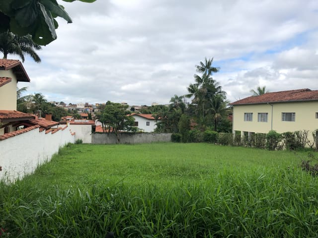 Terreno com 1083m², à venda, no bairro Socorro em Pindamonhangaba