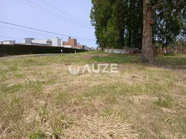 Terreno com 934m², à venda, no bairro Jardim Carvalho em Ponta Grossa