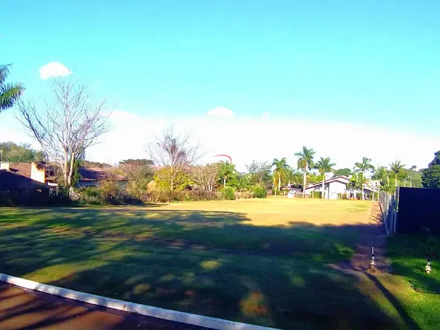 Terreno com 2500m², à venda, no bairro Jardim Santa Adelaide em Cambé