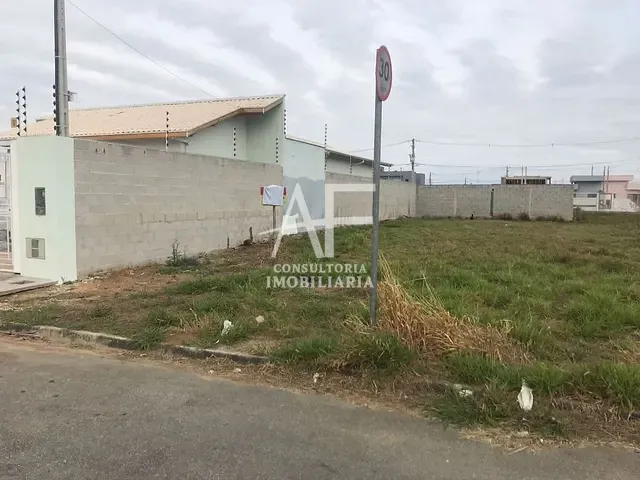 Terreno com 300m², à venda, no bairro Residencial Antares em Taubaté
