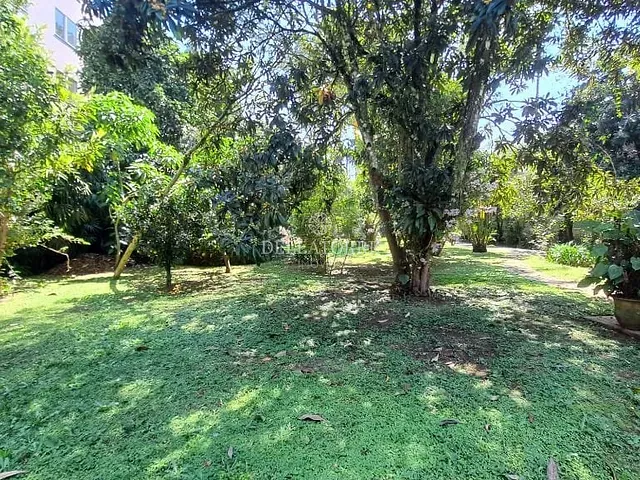 Terreno com 2292m², à venda, no bairro Vale do Paraíso em Teresópolis