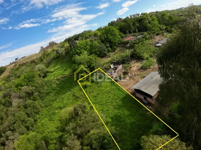 Terreno com 1000m², à venda, no bairro Fragosos em Concórdia