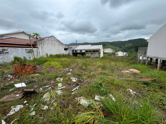 Foto do Terreno - Lote à Venda no Jardins III, Palhoça, SC | Madri Imóveis