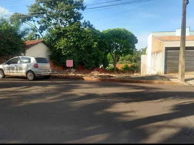 Terreno com 459m², à venda, no bairro Califórnia em Londrina