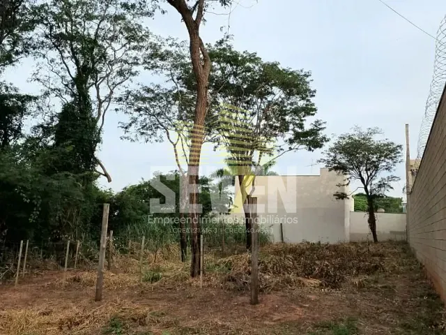 Terreno com 438m², à venda, no bairro Jardim Marabá em Bauru