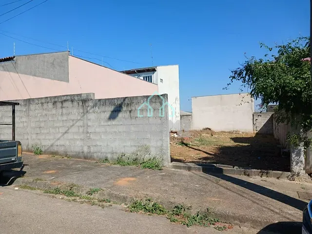 Terreno com 275m², à venda, no bairro Jardim Continental II em Taubaté