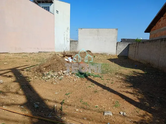 Terreno com 275m², à venda, no bairro Jardim Continental II em Taubaté