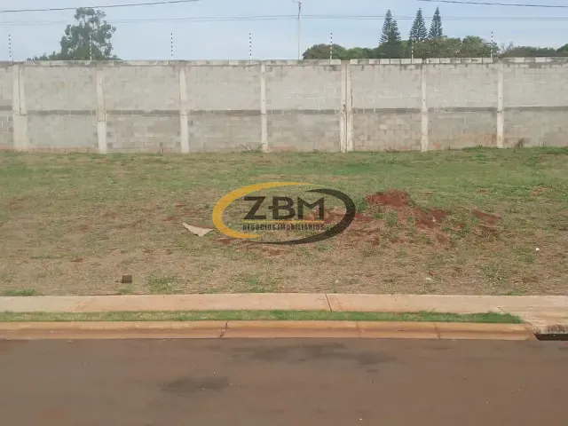 Terreno com 250m², à venda, no bairro Marumbi em Londrina
